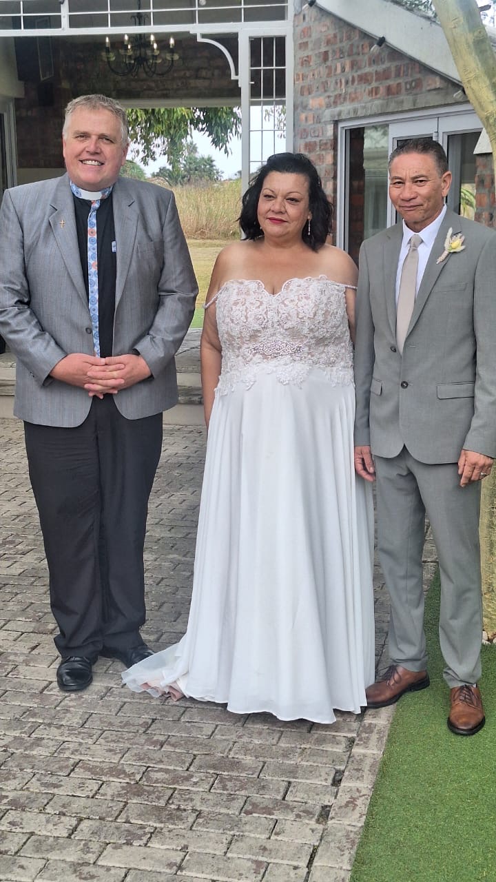 Wedding ceremony by Dr. Gerrit Rademeyer in Draaifontein